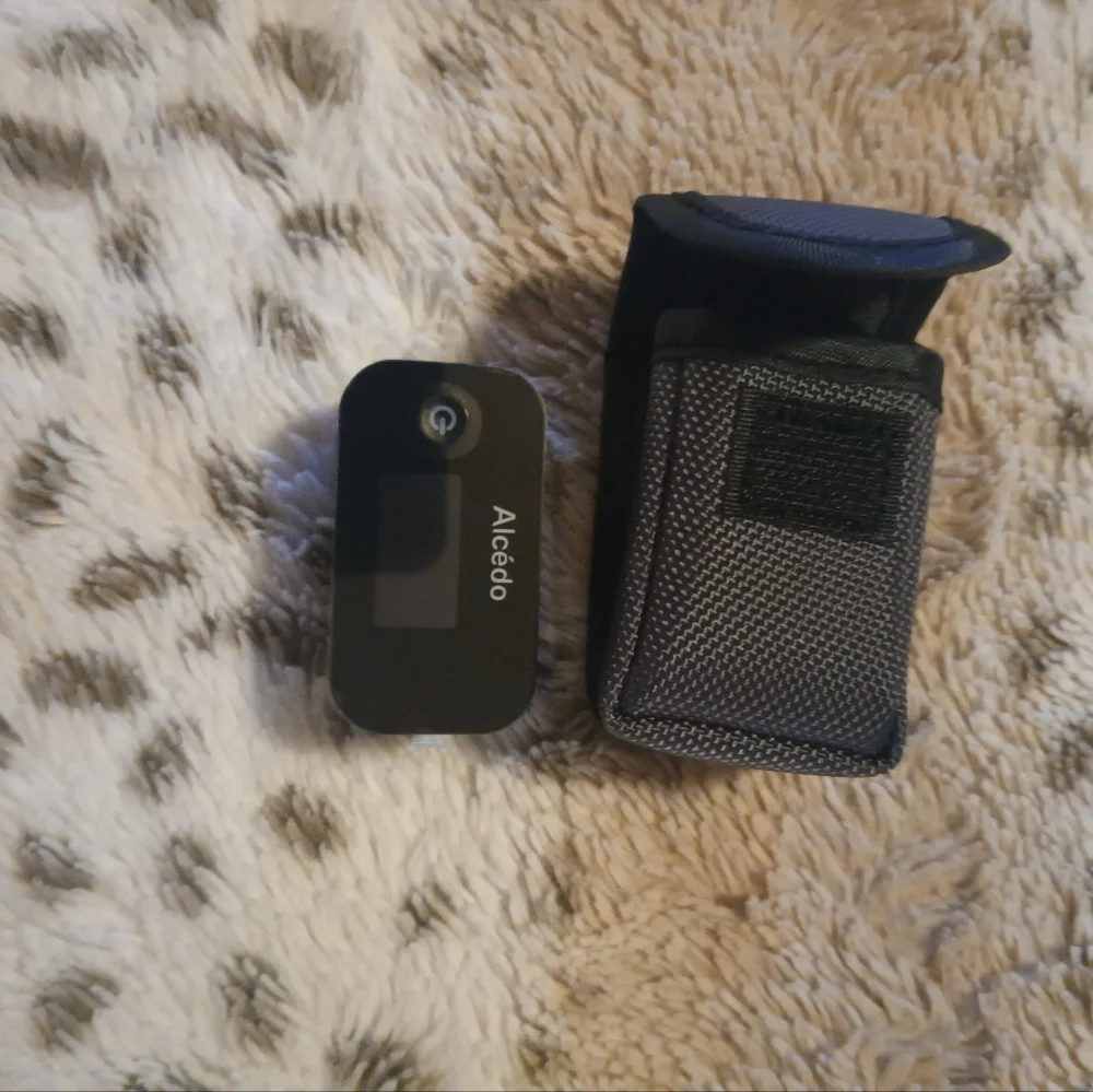 Black Wearable Pulse Oximeter
